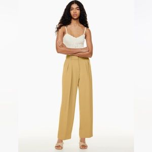 Aritzia Wilfred Anyway Pant High-Rise Pleated Relaxed Pants in Sandy Beige Sz 4